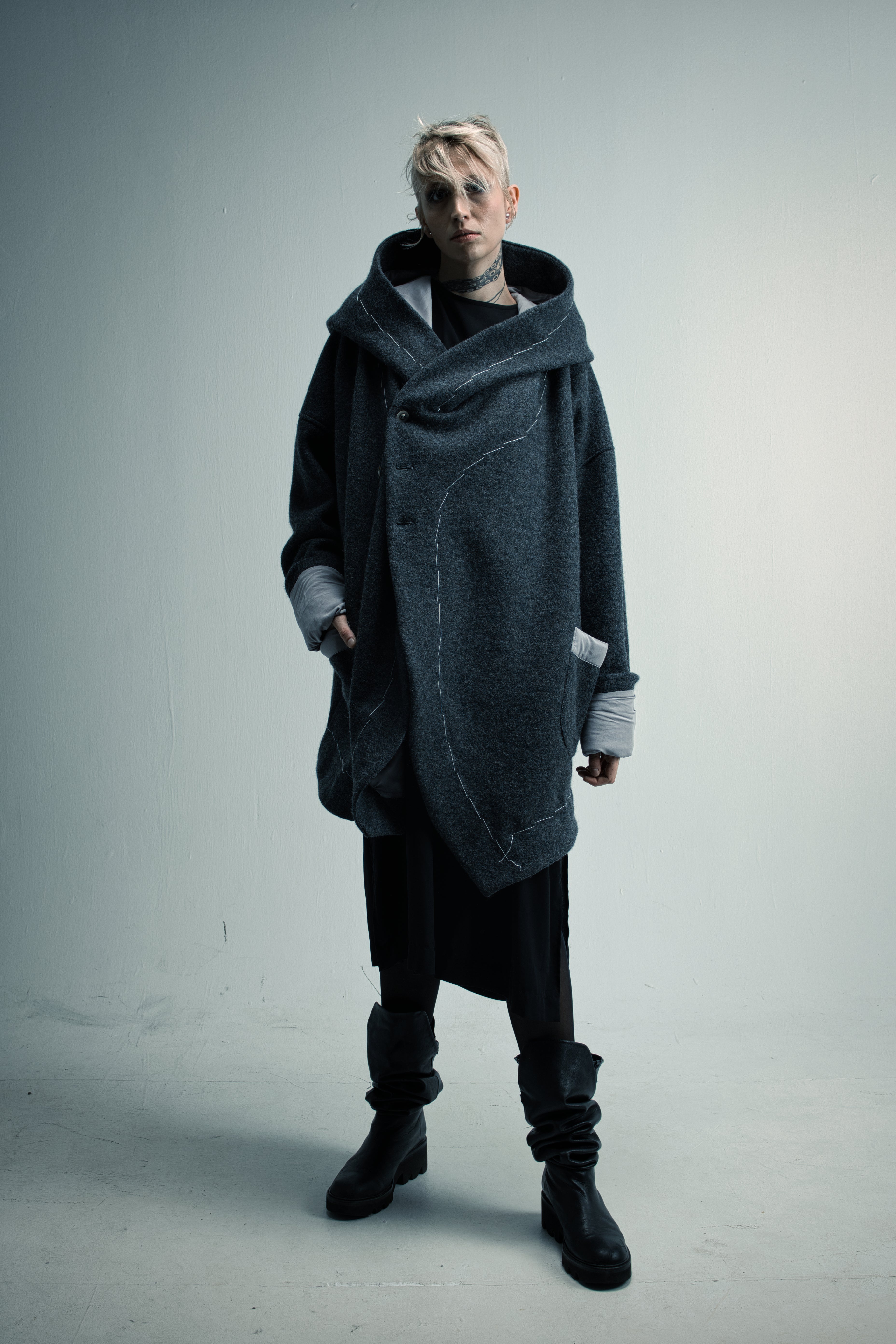 Coat "Hülle"