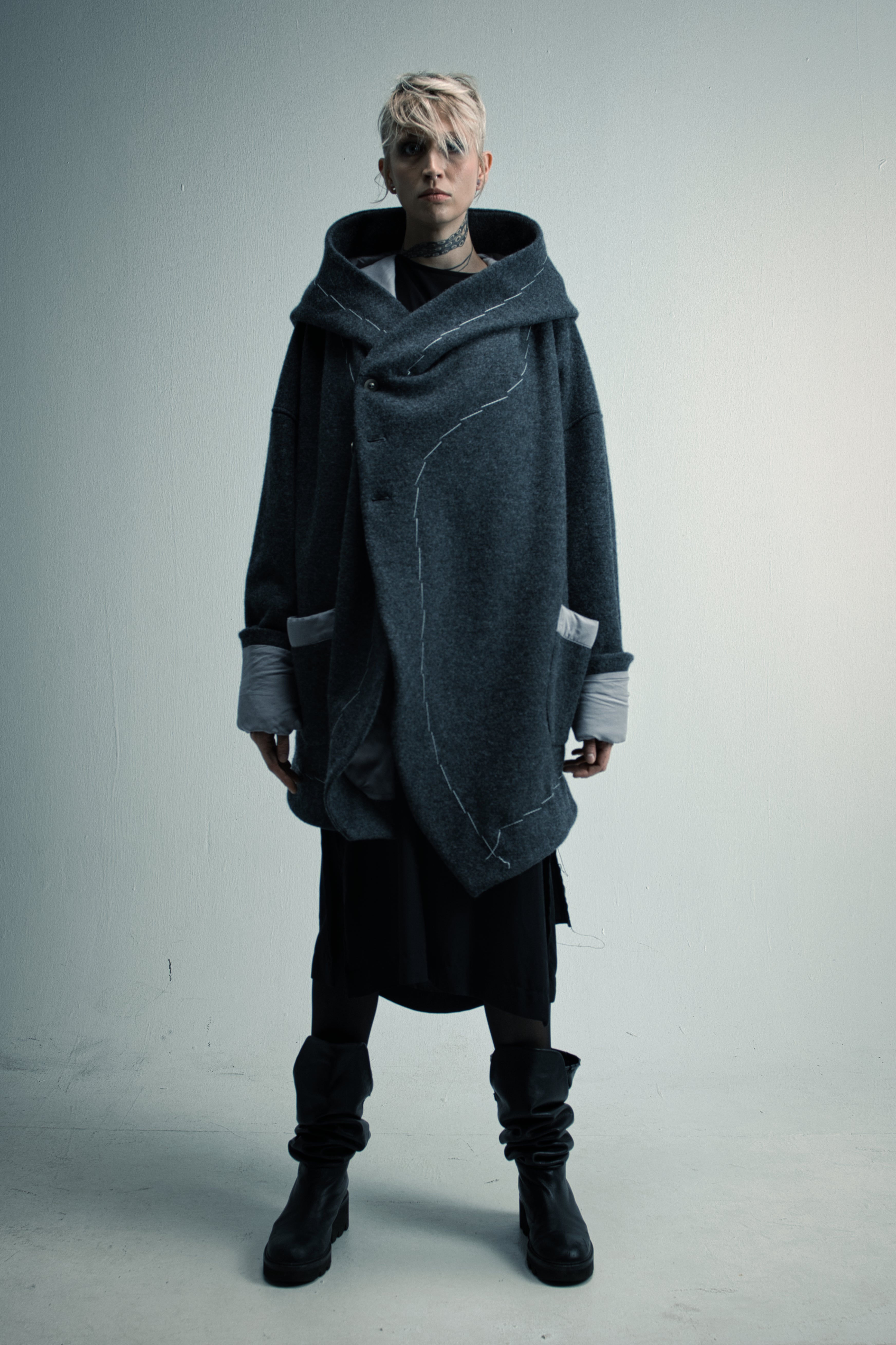 Coat "Hülle"