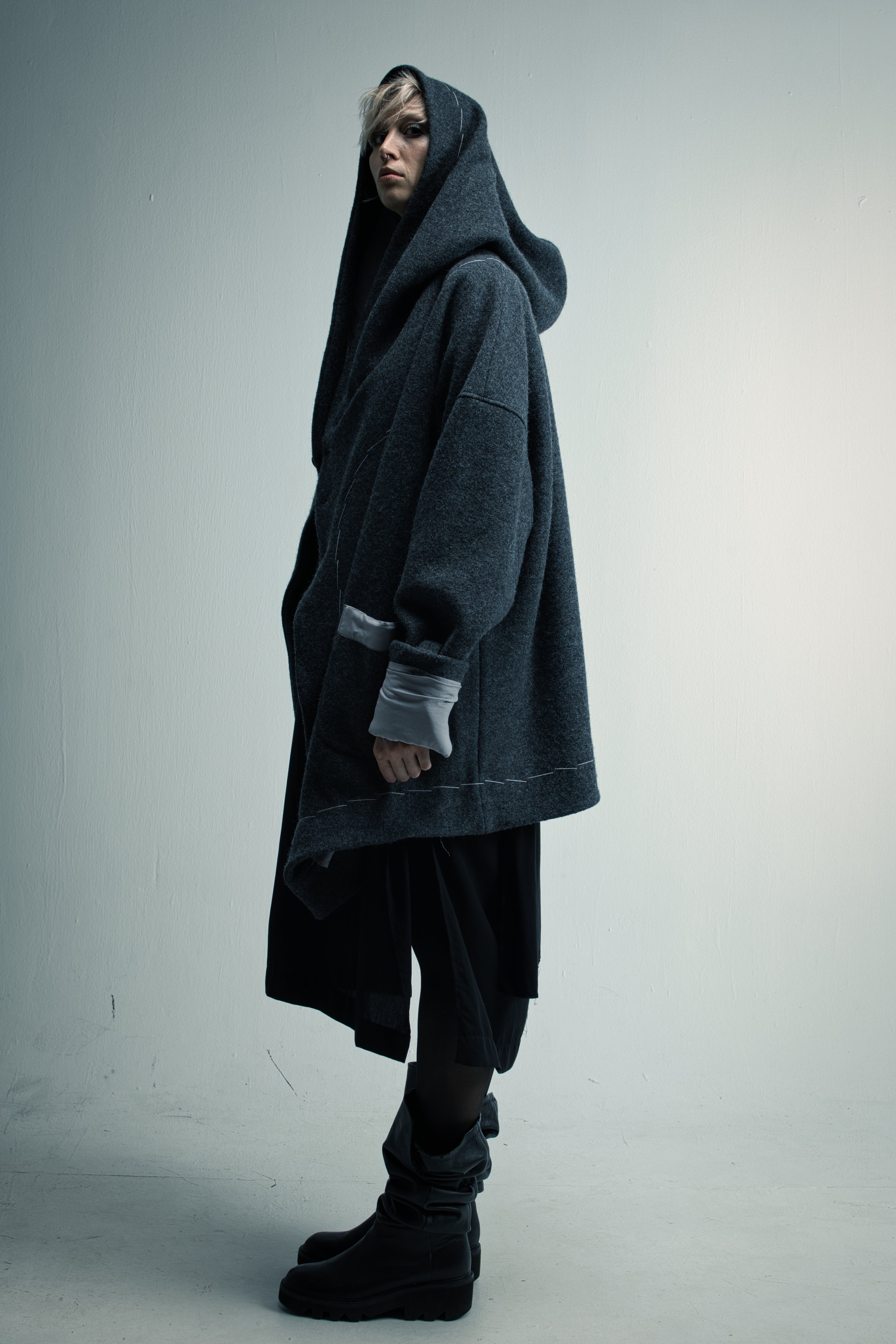 Coat "Hülle"