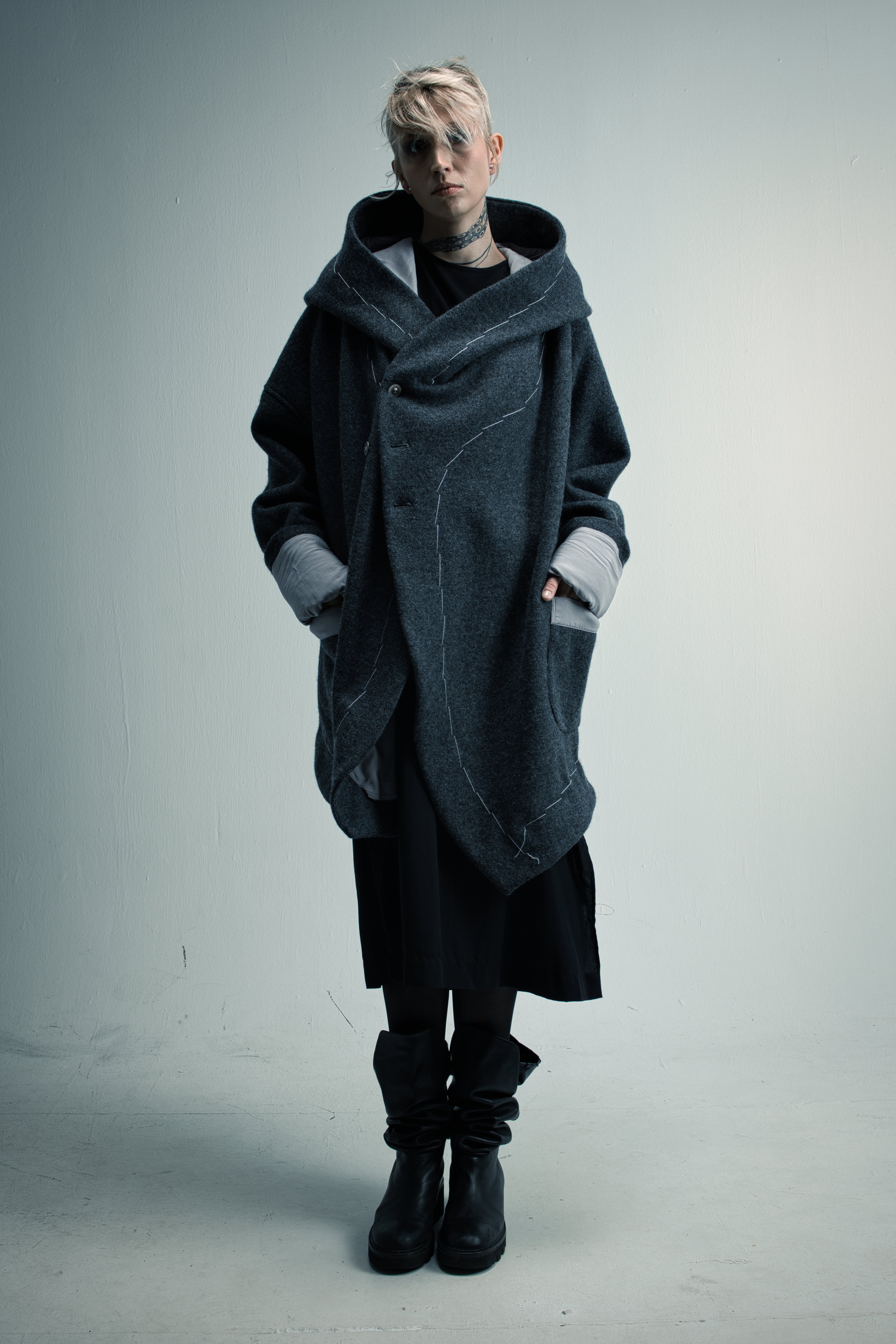 Coat "Hülle"