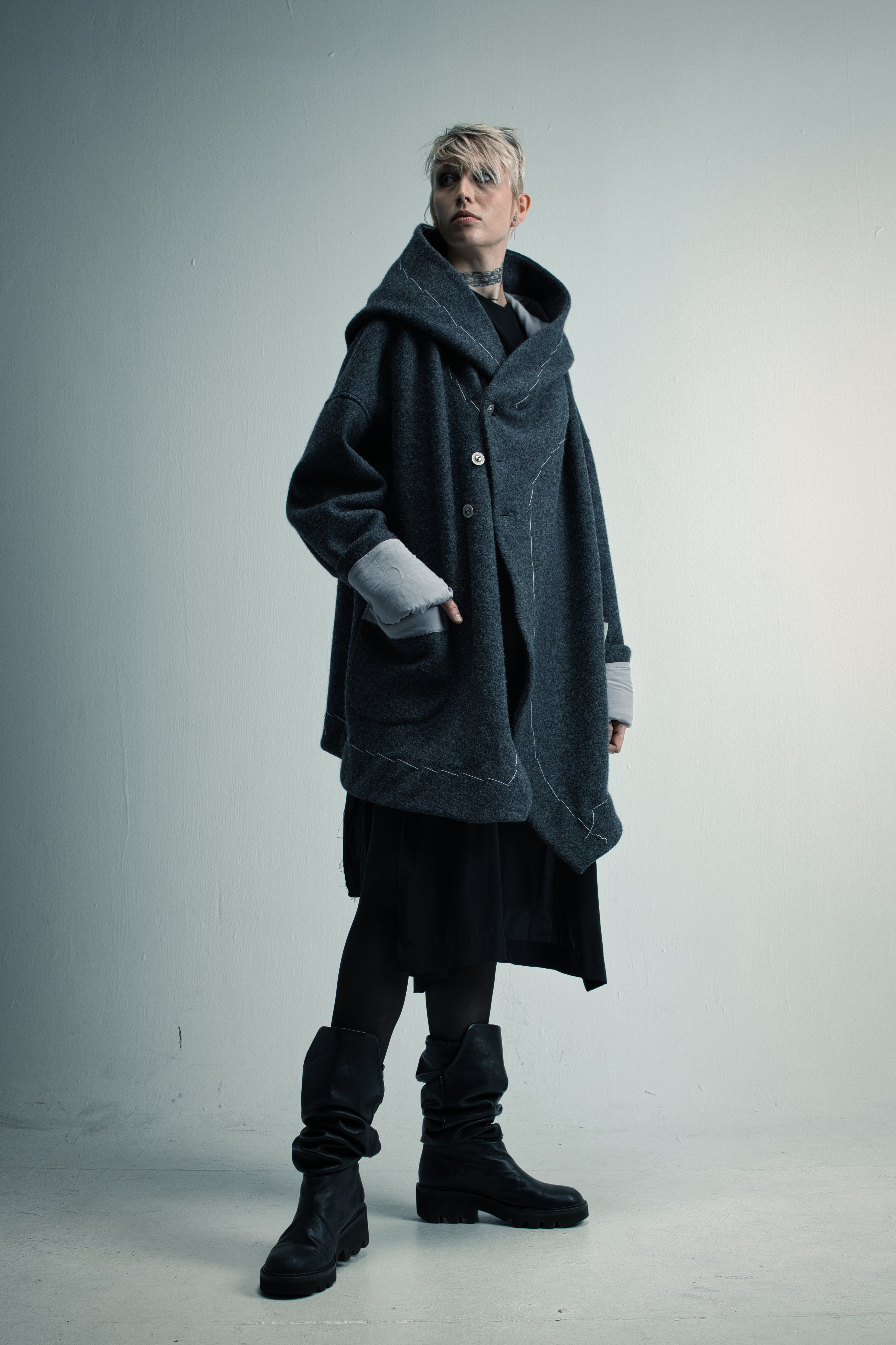 Coat "Hülle"