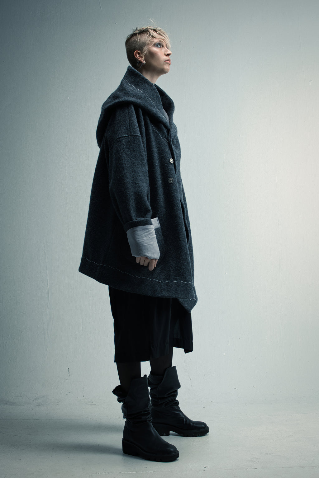 Coat "Hülle"