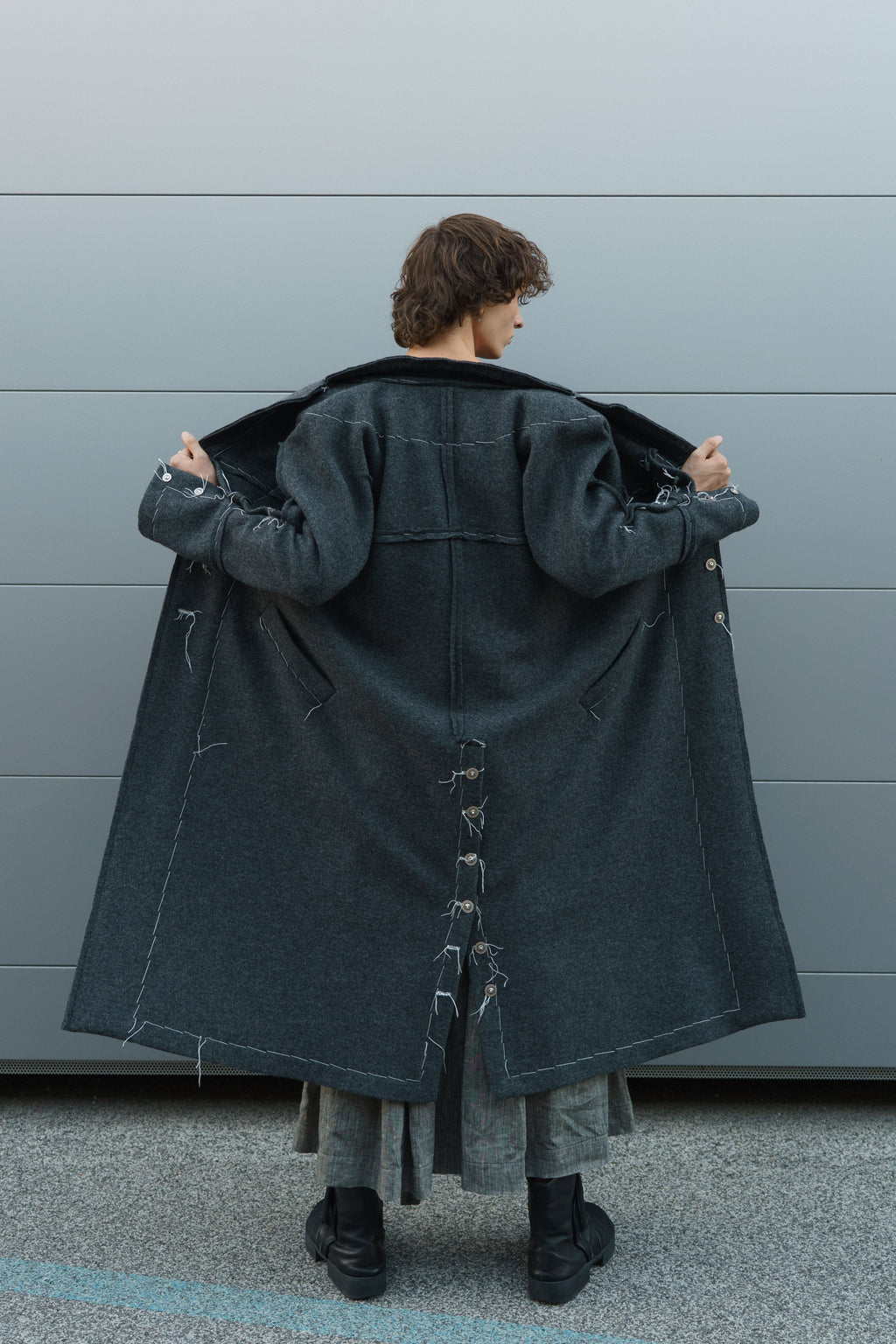 MOUNT wool coat