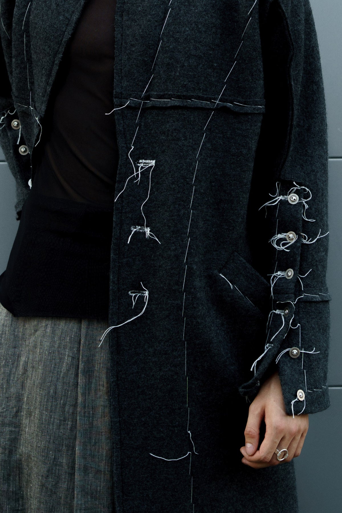 MOUNT wool coat