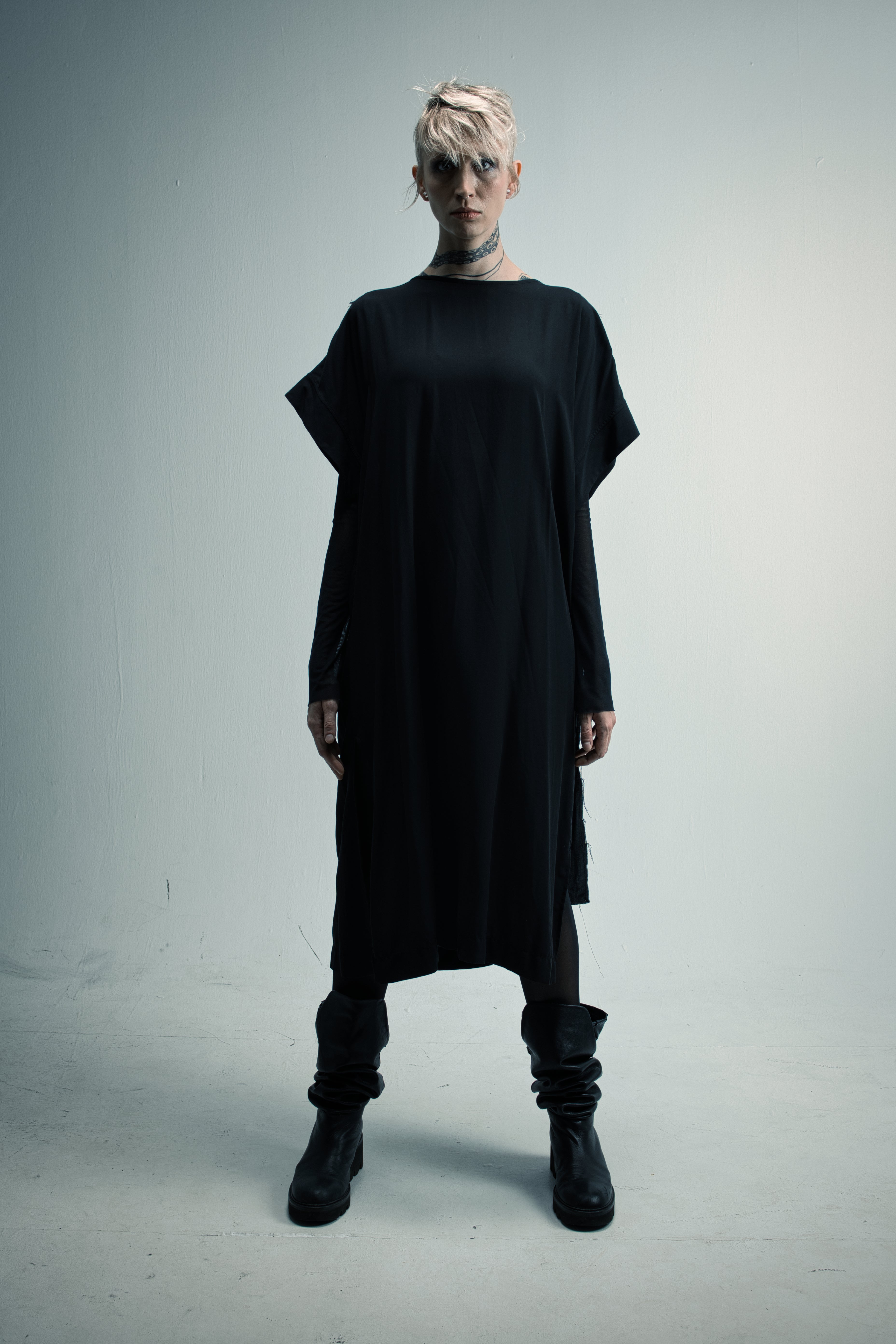 genderless dress "Geist"